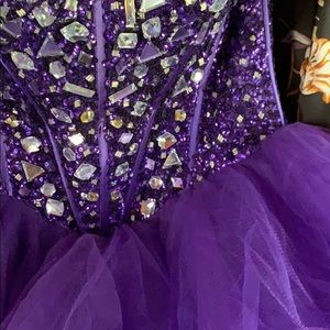 Let’sFashion prom or special event purple dress M